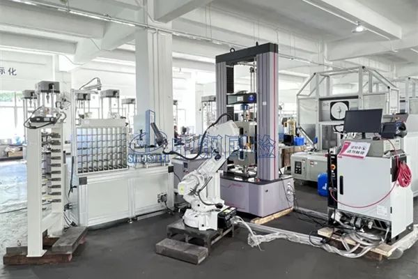 1000kN機(jī)器人全自動電子拉力試驗(yàn)系統(tǒng)